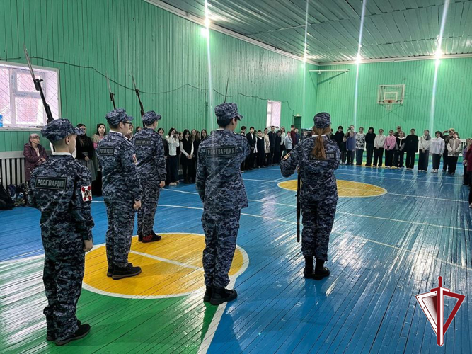 В Олекминске открылся подшефный отряд Росгвардии "Патриот"                