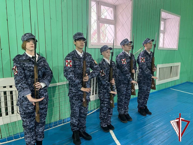 В Олекминске открылся подшефный отряд Росгвардии "Патриот"                