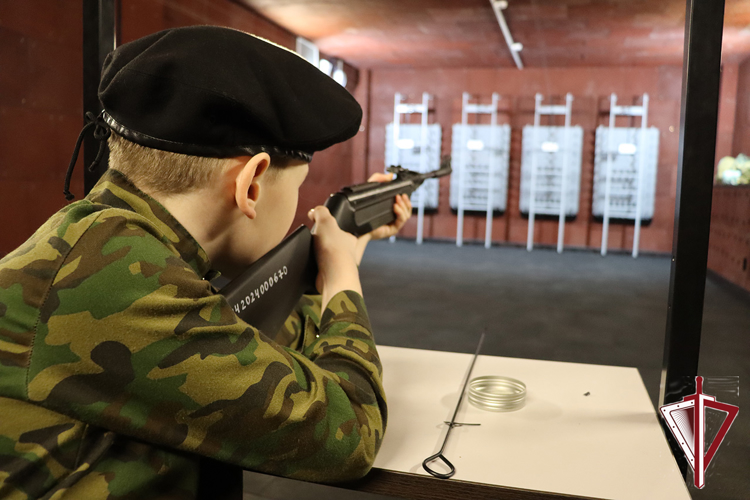В Якутске отметили 15-летие военно-патриотического клуба имени Героя России Александра Рыжикова  