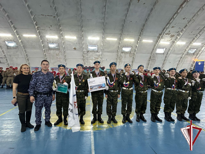В поселке Сангар с участием Росгвардии прошла военно-спортивная игра «Снежный барс»       
