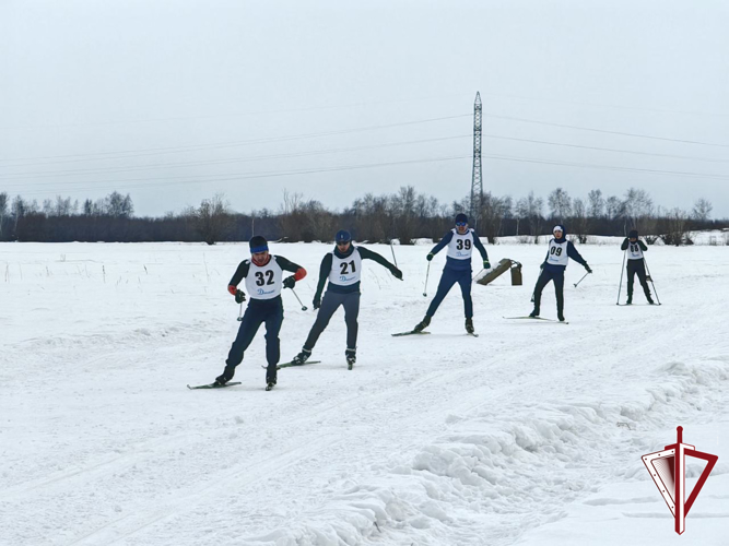 В Якутске прошли соревнования по лыжным гонкам памяти сотрудника ОМОН «Бизон» Росгвардии Максима Колодезникова   