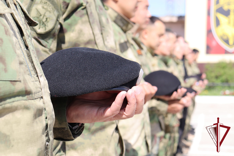 В День ветеранов боевых действий в Якутске прошло награждение бойцов ОМОН «Бизон» 
