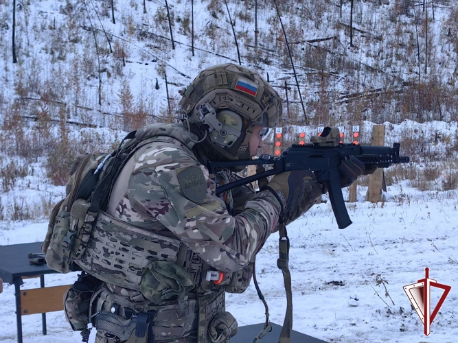 В Якутске прошел турнир по тактической стрельбе из боевого оружия среди спецназовцев республики 