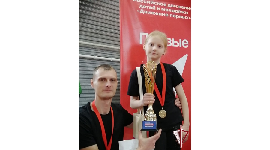 В Ленске росгвардейская семья победила в спортивном фестивале «Семейная команда»