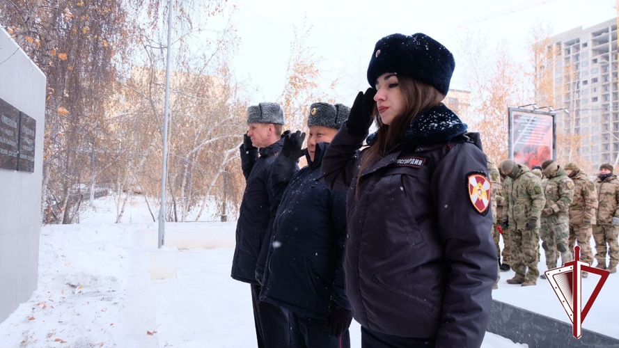 В Якутске рогвардейцы почтили память погибших коллег