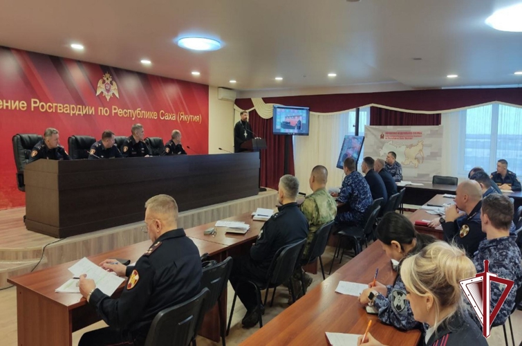 Представитель Якутской епархии провел встречу с личным составом Управления Росгвардии
