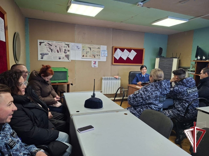 Личный состав ОВО в Нерюнгри обучился финансовой грамотности