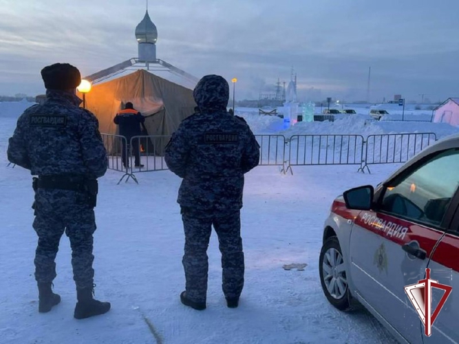 Росгвардия обеспечивает безопасность празднования Крещения в Якутске