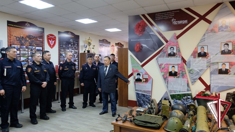 Начальники районных подразделений вневедомственной охраны посетили музей тероргана Росгвардии