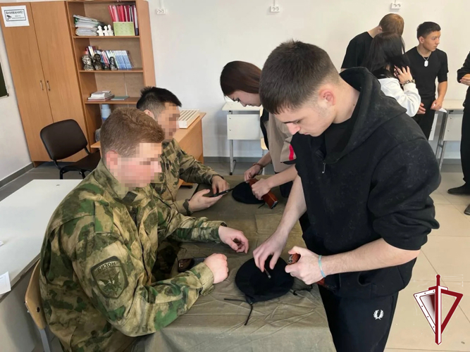 В Якутске состоялись соревнования по военно-прикладному многоборью памяти командира ОМОН Сергея Черных 