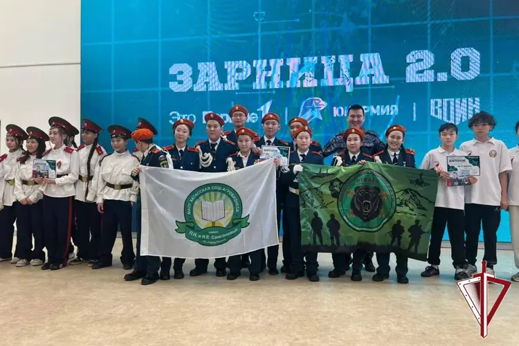 Сотрудник Росгвардии выступил судьей на школьном этапе «Зарницы 2.0» в Якутске 