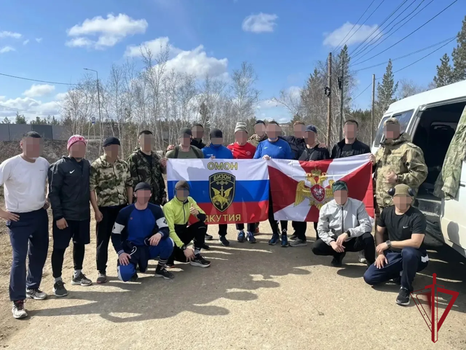 В Якутске прошел ежегодный кросс памяти погибшего бойца ОМОН «Бизон» Максима Колодезникова