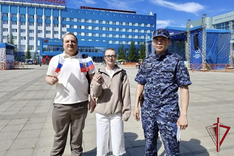 Жителей Мирного пригласили на службу во вневедомственную охрану Росгвардии