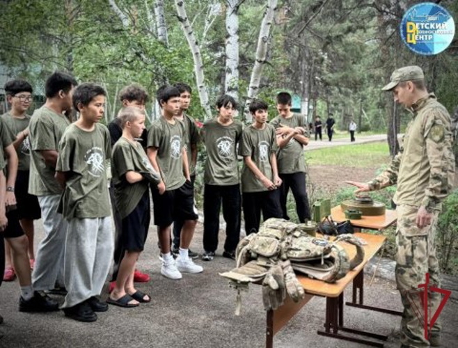 Росгвардейский день прошел для участников военизированной игры "Путь Росомахи" 