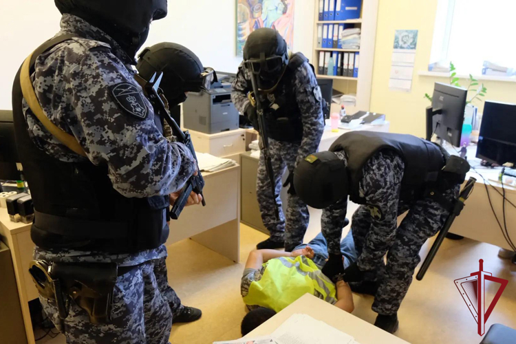 Вневедомственная охрана Росгвардии приняла участие во всероссийских антитеррористических учениях в Якутии