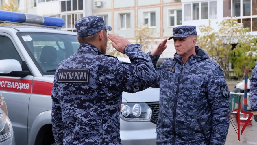 В Якутске автопарк вневедомственной охраны Росгвардии пополнился новыми служебными автомобилями