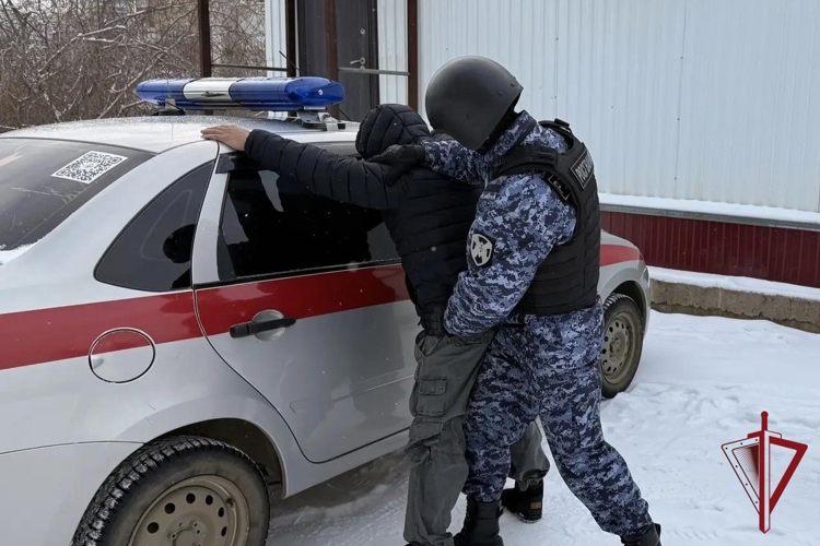 Росгвардейцы задержали жителя Мирного за попытку совершения разбоя в ресторане